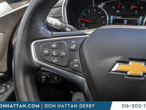 Used 2018 Chevrolet Equinox Premier image 11