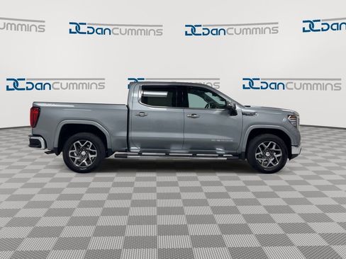 Used 2024 GMC Sierra 1500 SLT w/ SLT Convenience Package AWD/4WD image 9