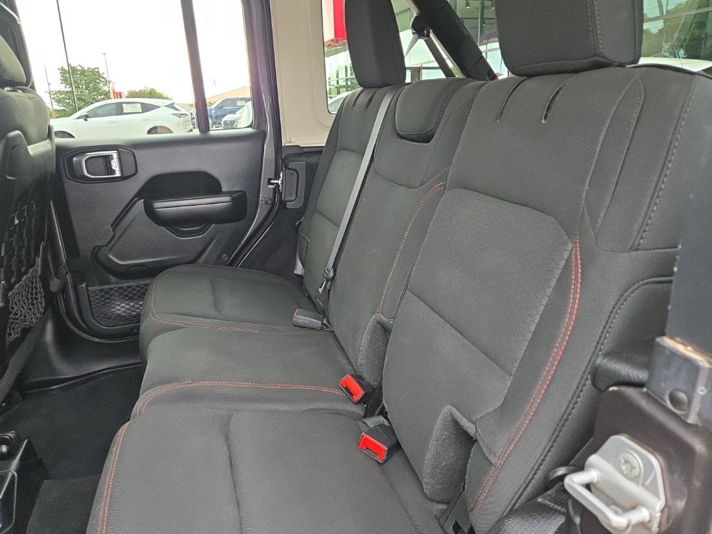 Used 2021 Jeep Wrangler Unlimited Rubicon AWD/4WD image 14