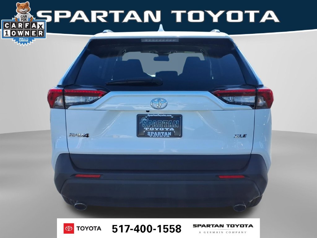 Used 2024 Toyota RAV4 XLE FWD image 8