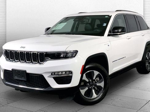 Used 2024 Jeep Grand Cherokee Limited 4xe AWD/4WD image 12