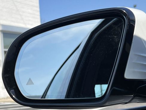 Used 2020 Mercedes-Benz E 350 4MATIC Sedan image 33