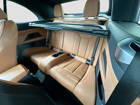 Used 2024 BMW M440i Convertible image 24