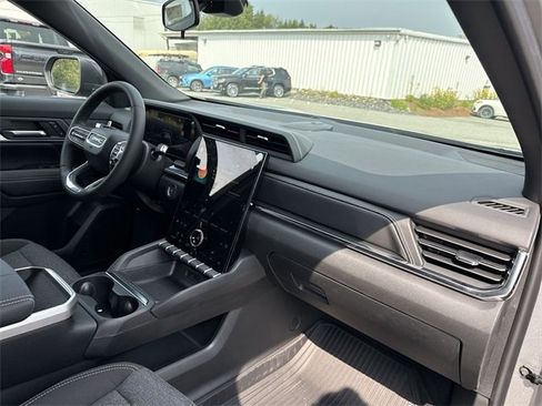 New 2026 GMC Terrain Elevation image 28