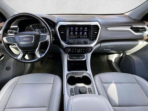 Used 2020 GMC Acadia SLT FWD image 16