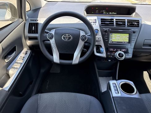 Used 2014 Toyota Prius V Three FWD image 12