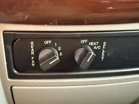 Used 2009 Dodge Sprinter 2500 image 15