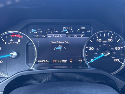 Used 2017 Ford F350 Lariat w/ Snow Plow Prep Package image 21