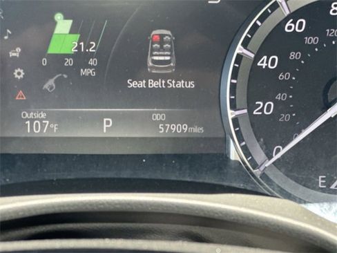 Used 2022 Toyota Highlander XLE image 13