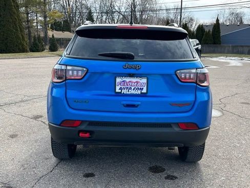 Used 2024 Jeep Compass Trailhawk AWD/4WD image 4
