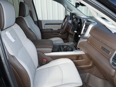 Used 2025 RAM 2500 Laramie image 23