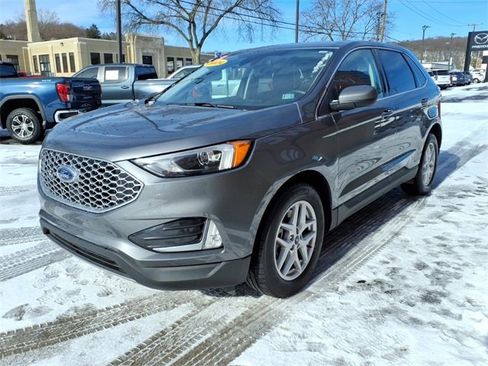 Used 2024 Ford Edge SEL w/ Convenience Package image 8