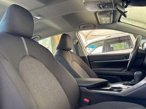 Used 2024 Toyota Camry LE image 31