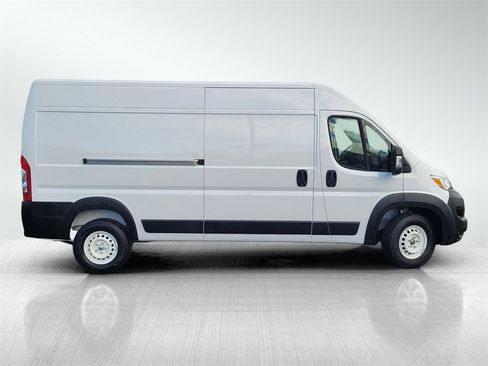 Used 2025 RAM ProMaster 2500 w/ Storage Group image 3