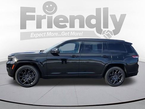 Used 2024 Jeep Grand Cherokee L Summit w/ Advanced Protech Group IV AWD/4WD image 2