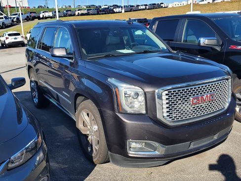Used 2016 GMC Yukon Denali w/ Open Road Package AWD/4WD image 2