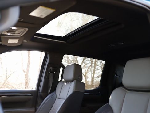 Certified 2023 Chevrolet Silverado 1500 ZR2 w/ Technology Package image 26