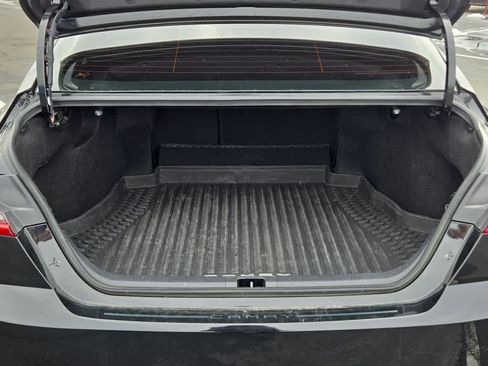 Used 2025 Toyota Camry XLE image 18