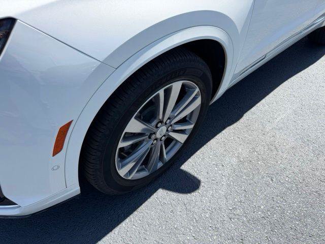Used 2020 Cadillac XT6 Premium Luxury FWD image 4