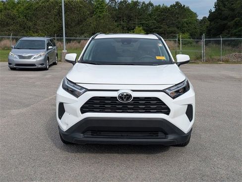 Used 2023 Toyota RAV4 XLE image 8