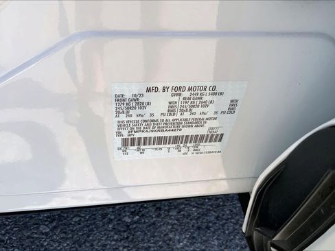 Certified 2024 Ford Edge ST-Line AWD/4WD image 32
