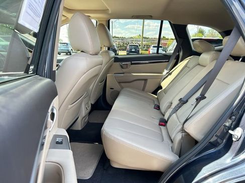Used 2011 Hyundai Santa Fe Limited AWD/4WD image 16