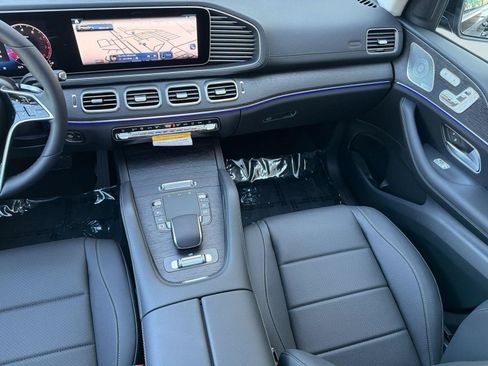 Used 2026 Mercedes-Benz GLS 450 4MATIC image 30