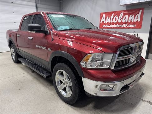 Used 2012 RAM 1500 Big Horn w/ Luxury Group AWD/4WD image 4