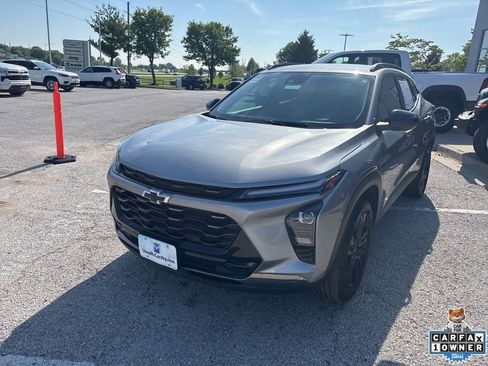 Used 2025 Chevrolet Trax ACTIV w/ Driver Confidence Package FWD image 12