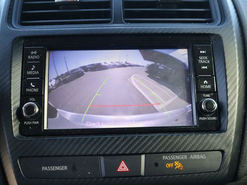 Used 2021 Mitsubishi Outlander Sport LE image 24