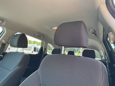 Used 2019 Kia Sorento L FWD image 31