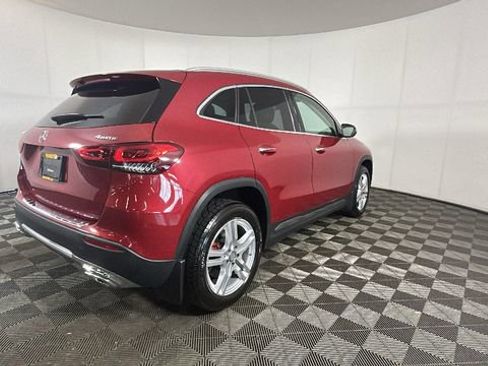 Used 2021 Mercedes-Benz GLA 250 4MATIC image 3