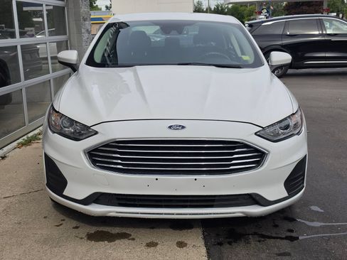 Used 2020 Ford Fusion SE AWD/4WD image 3