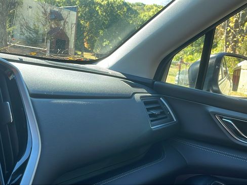 New 2025 Subaru Ascent Limited image 15