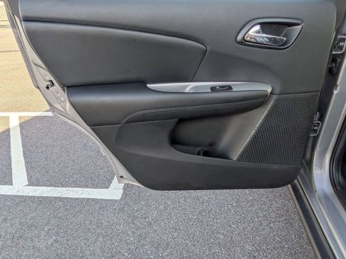 Used 2015 Dodge Journey American Value Package w/ Flexible Seating Group image 22