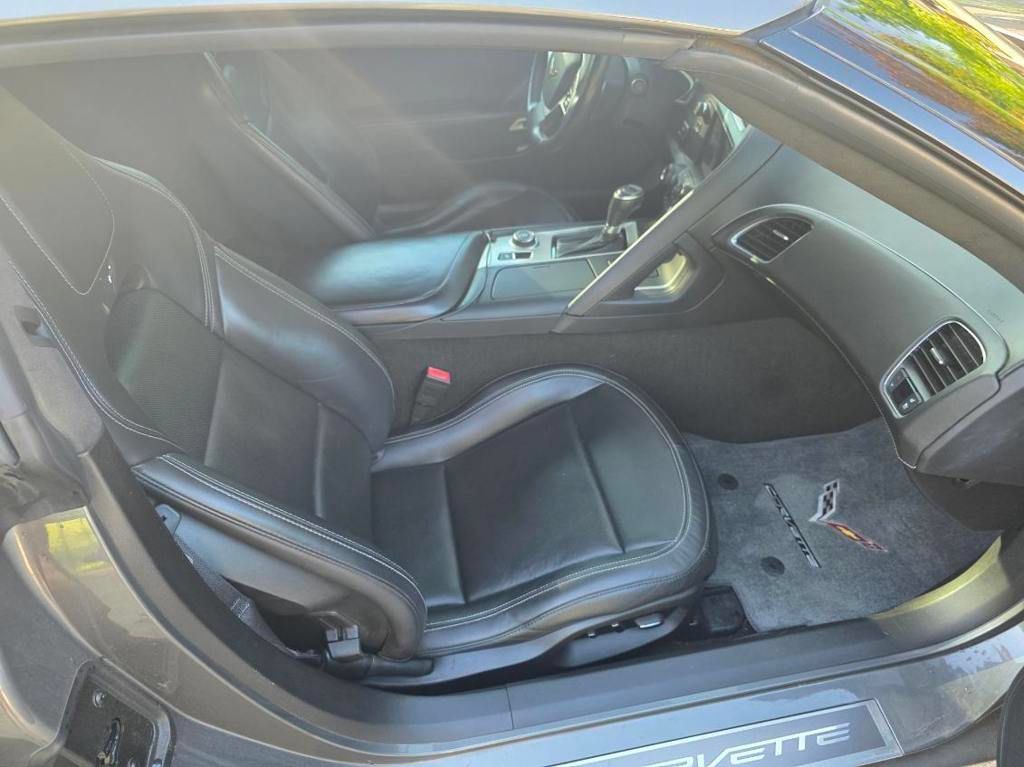 Used 2015 Chevrolet Corvette Stingray Coupe w/ 3LT Preferred Equipment Group RWD image 3