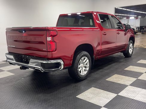 Used 2023 Chevrolet Silverado 1500 LT AWD/4WD image 4