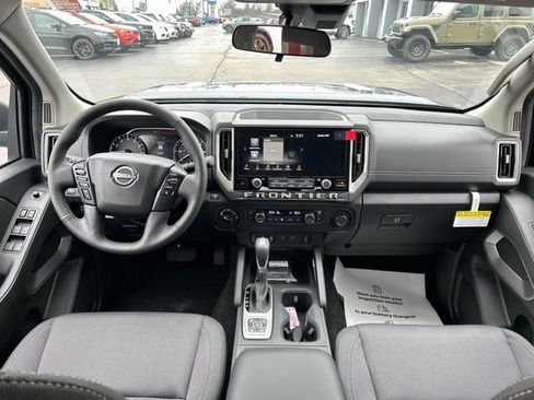 New 2026 Nissan Frontier SV AWD/4WD image 18
