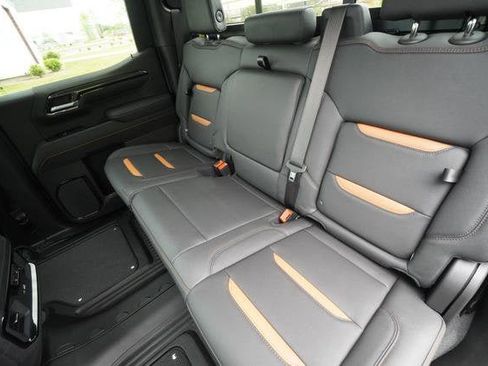New 2026 GMC Sierra 1500 AT4 w/ AT4 Premium Package AWD/4WD image 31