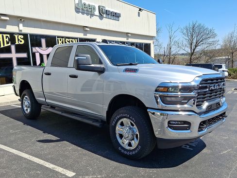 New 2026 RAM 2500 Tradesman image 2