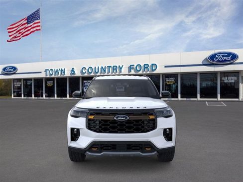 New 2026 Ford Explorer Tremor w/ Tremor Convenience Package image 11