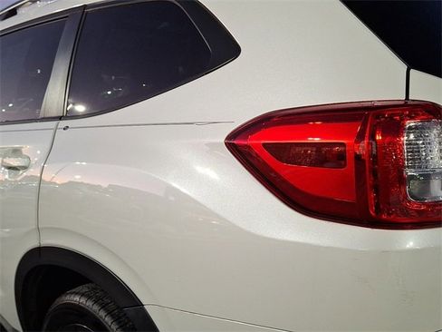 Used 2022 Subaru Ascent Onyx Edition image 9