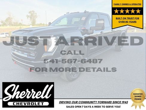 Used 2024 GMC Sierra 3500 AT4 w/ AT4 Premium Plus Package AWD/4WD image 2