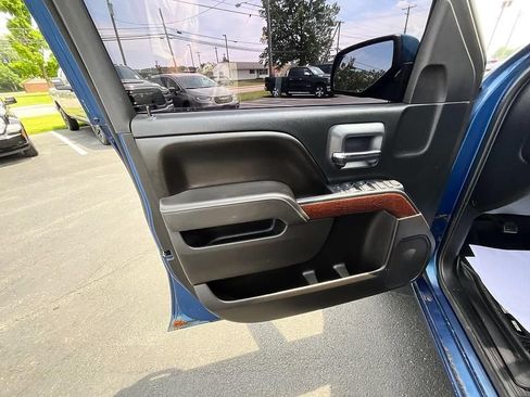 Used 2017 GMC Sierra 1500 SLE w/ Elevation Edition AWD/4WD image 11
