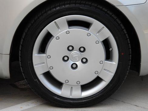 Used 2005 Lexus SC 430 Convertible image 79