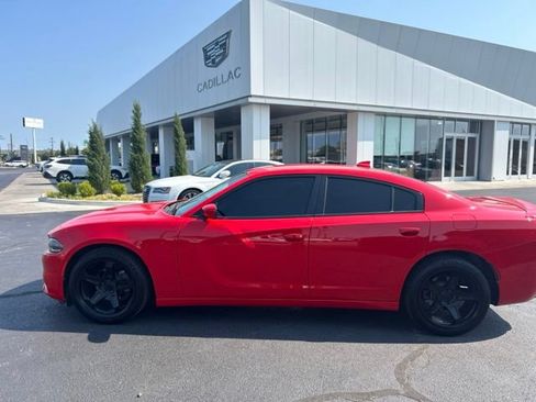 Used 2020 Dodge Charger SXT w/ Plus Group RWD image 1
