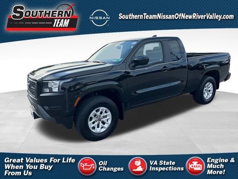 Used 2024 Nissan Frontier SV w/ Technology Package image 1