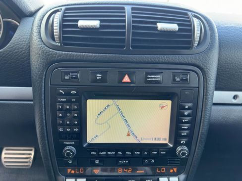 Used 2008 Porsche Cayenne S image 25