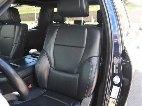 Used 2022 Toyota Tundra Platinum w/ Advanced Package AWD/4WD image 17