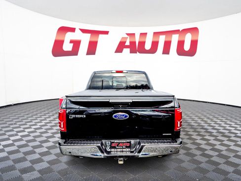 Used 2016 Ford F150 Lariat w/ Equipment Group 502A Luxury image 6